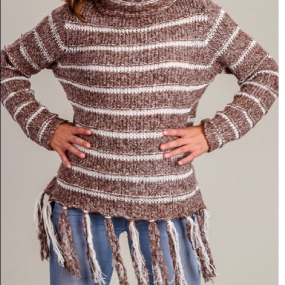 Warm fringe sweater